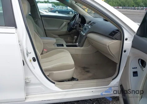 2009 Toyota Camry Le z USA, uszkodzony, nr VIN 4T1BE46K99U912525